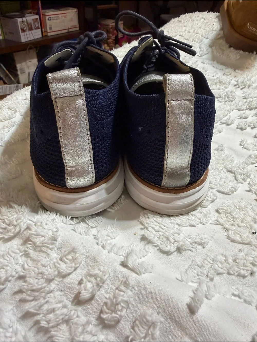 Cole Haan Men's Navy Knit Lace-Up Derby with Tan Trim Almond Toe Size 9